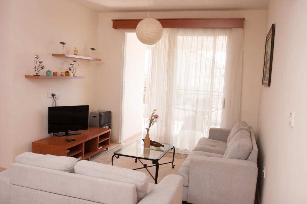 Kyriakos Court Hotel Paphos Room photo