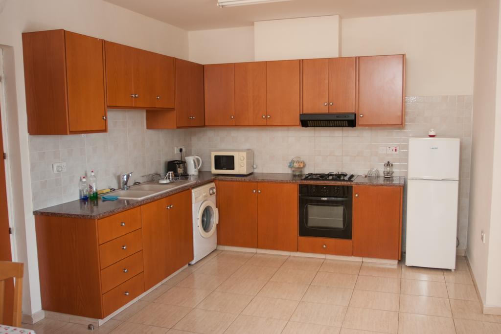 Kyriakos Court Hotel Paphos Room photo