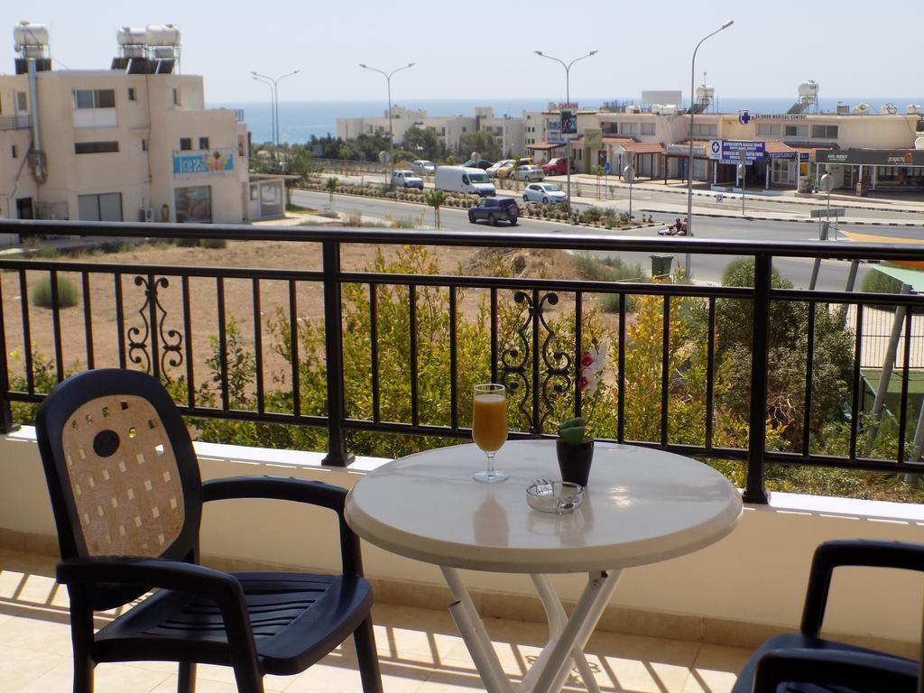 Kyriakos Court Hotel Paphos Exterior photo