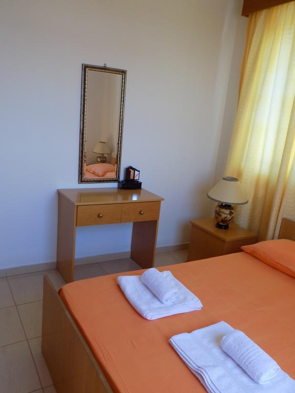 Kyriakos Court Hotel Paphos Exterior photo